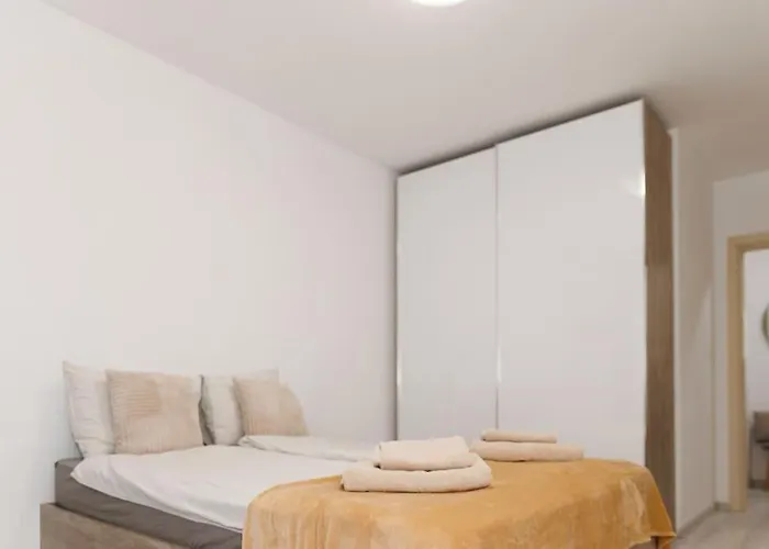 Elit Park Bright&cozy Apartament *